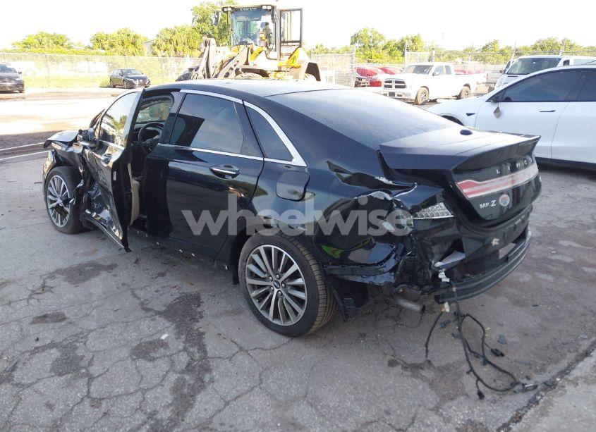 Photo 3 of 2020 Lincoln Mkz STANDARD (VIN 3LN6L5A98LR605699)