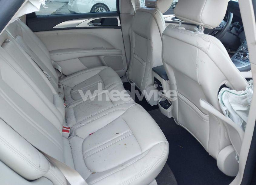 Photo 8 of 2020 Lincoln Mkz STANDARD (VIN 3LN6L5A98LR605699)