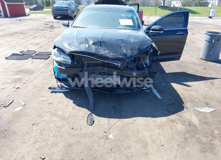 Photo 6 of 2018 Lincoln Mkz PREMIERE (VIN 3LN6L5A99JR627028)