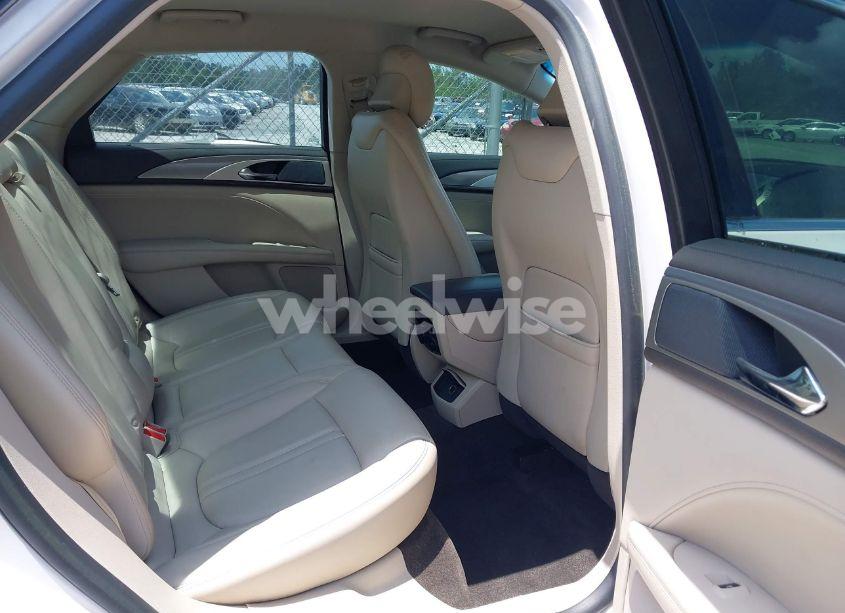 Photo 8 of 2018 Lincoln Mkz PREMIERE (VIN 3LN6L5A9XJR622761)