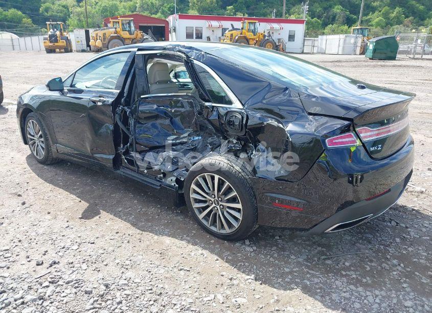 Photo 3 of 2019 Lincoln Mkz STANDARD (VIN 3LN6L5B92KR604125)