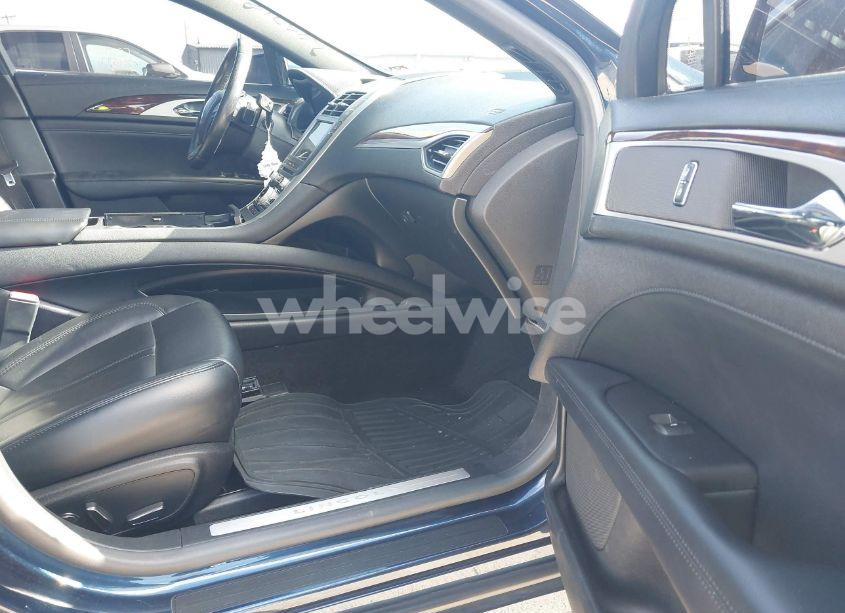 Photo 5 of 2017 Lincoln Mkz SELECT (VIN 3LN6L5C95HR649843)