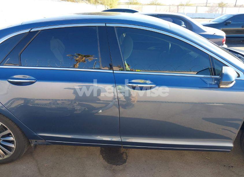 Photo 14 of 2019 Lincoln Mkz RESERVE I (VIN 3LN6L5C95KR604585)