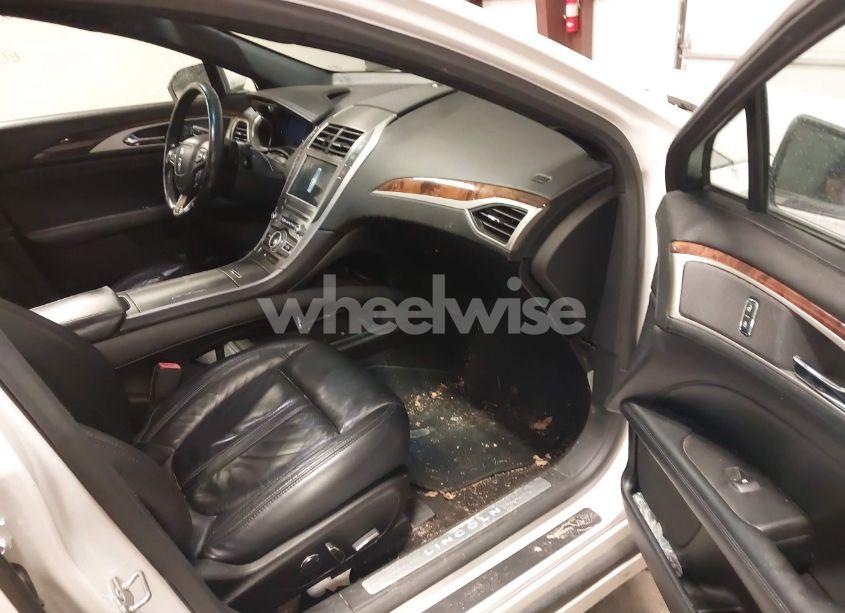 Photo 5 of 2017 Lincoln Mkz SELECT (VIN 3LN6L5C9XHR664726)