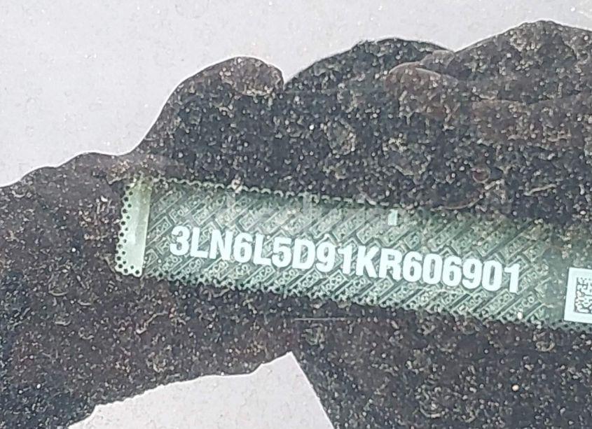 Photo 17 of 2019 Lincoln Mkz RESERVE I (VIN 3LN6L5D91KR606901)