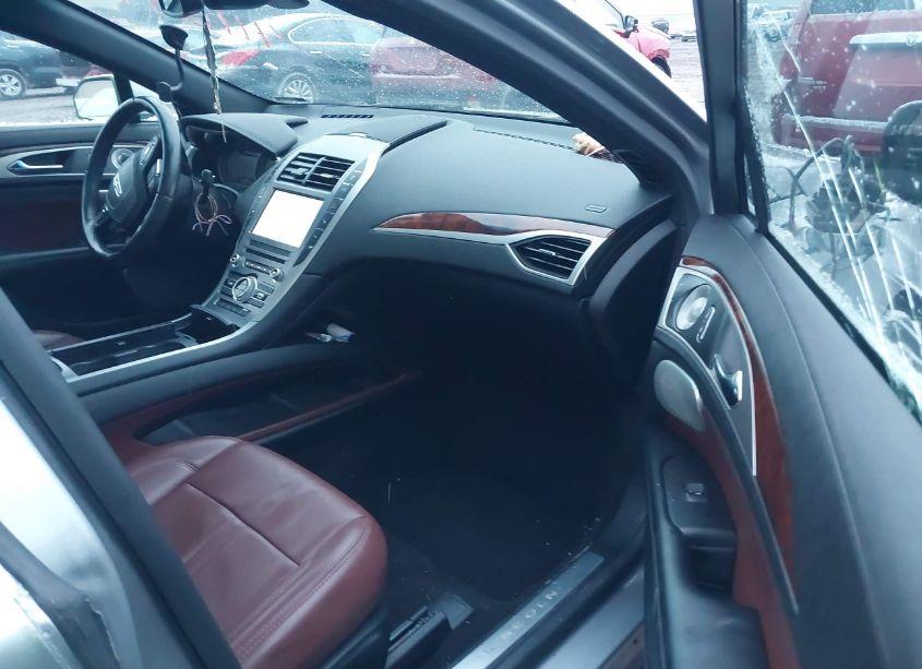 Photo 5 of 2020 Lincoln Mkz RESERVE (VIN 3LN6L5F91LR601907)