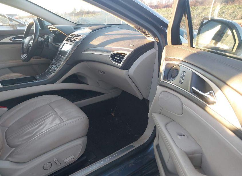 Photo 4 of 2019 Lincoln Mkz RESERVE II (VIN 3LN6L5F92KR601462)