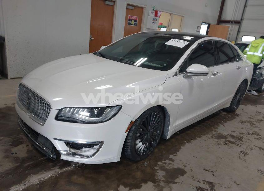 Photo 2 of 2018 Lincoln Mkz RESERVE (VIN 3LN6L5F9XJR604740)