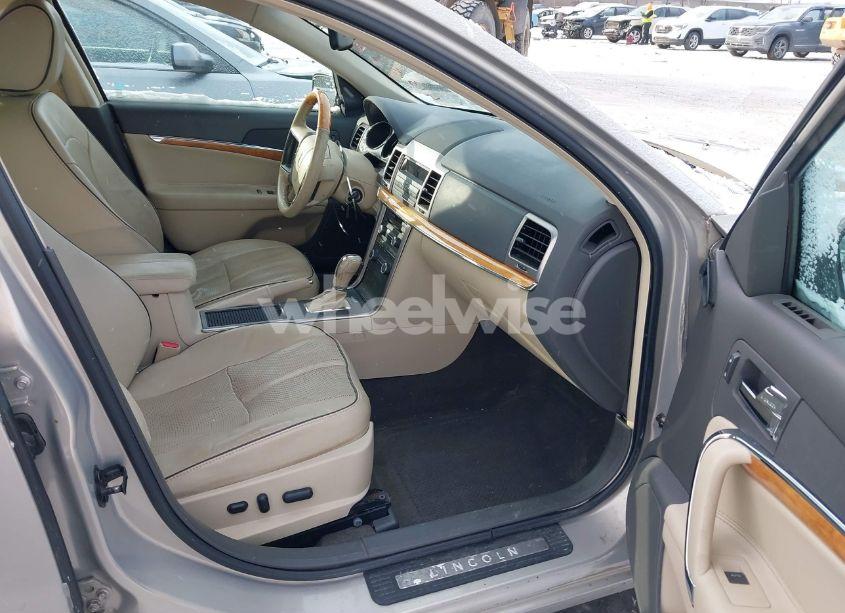 Photo 5 of 2010 Lincoln Mkz N/A (VIN 3LNHL2GC0AR643306)