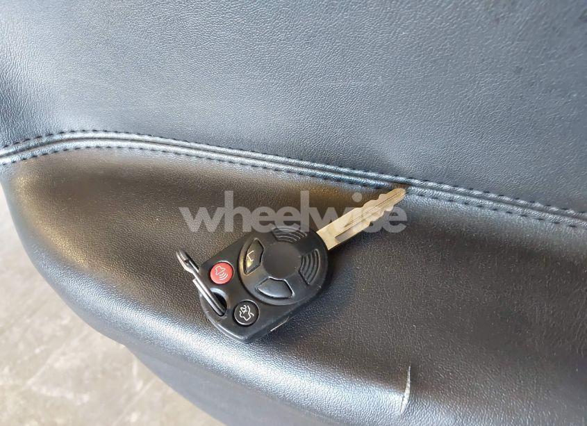 Photo 11 of 2011 Lincoln Mkz N/A (VIN 3LNHL2GC0BR758876)