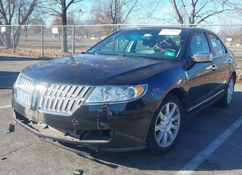 Photo 2 of 2012 Lincoln Mkz (VIN 3LNHL2GC0CR833450)
