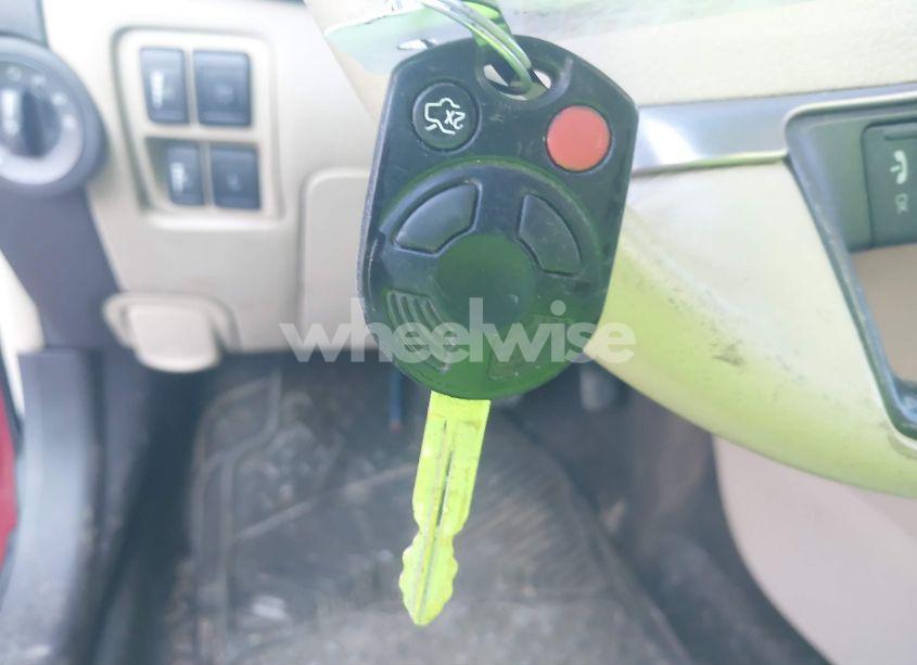 Photo 11 of 2010 Lincoln Mkz N/A (VIN 3LNHL2GC1AR624862)