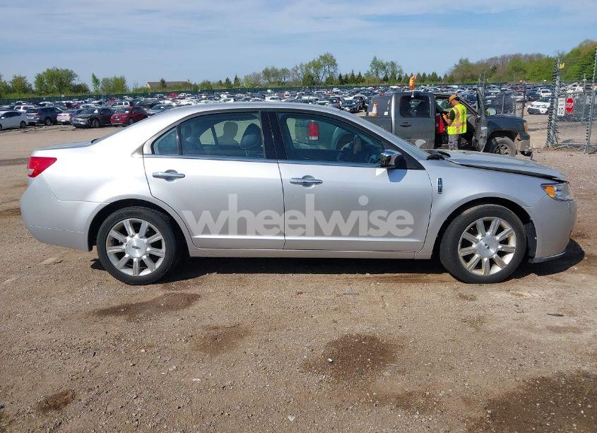 Photo 12 of 2011 Lincoln Mkz N/A (VIN 3LNHL2GC1BR754870)