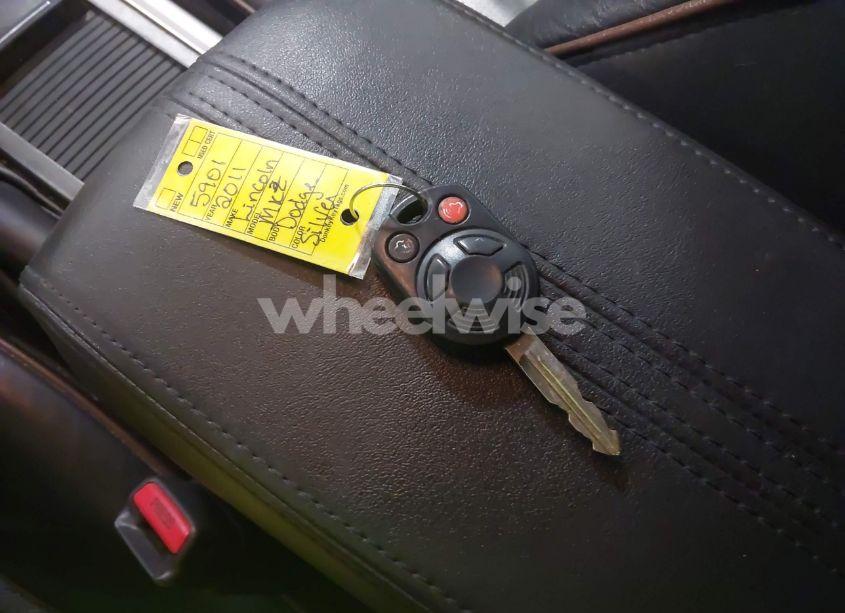 Photo 11 of 2011 Lincoln Mkz N/A (VIN 3LNHL2GC1BR764444)