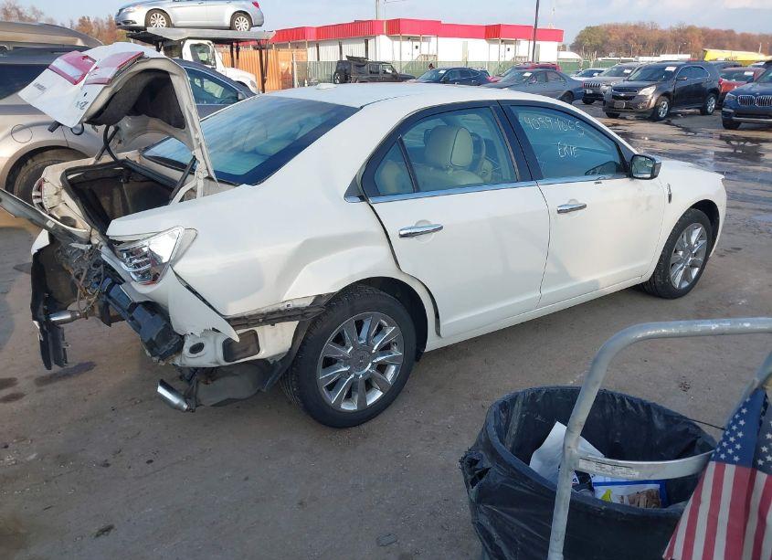 Photo 4 of 2012 Lincoln Mkz (VIN 3LNHL2GC1CR818147)