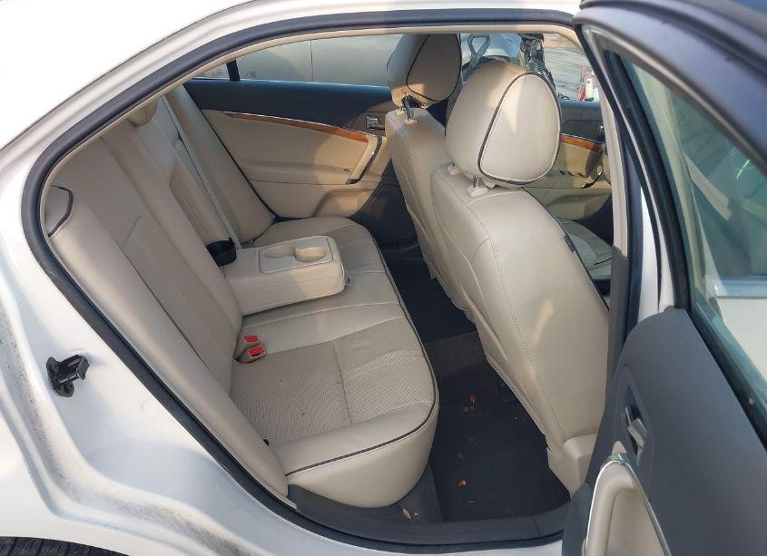 Photo 8 of 2012 Lincoln Mkz (VIN 3LNHL2GC1CR818147)