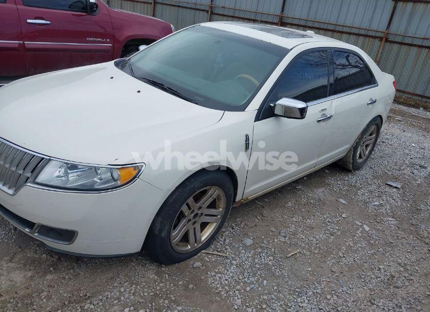 Photo 2 of 2012 Lincoln Mkz (VIN 3LNHL2GC1CR836194)