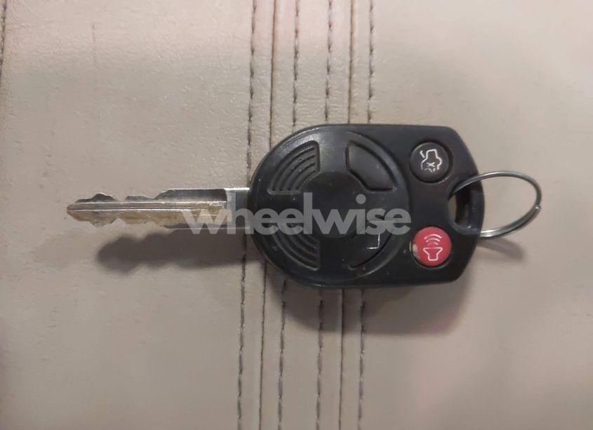 Photo 11 of 2012 Lincoln Mkz (VIN 3LNHL2GC1CR837698)