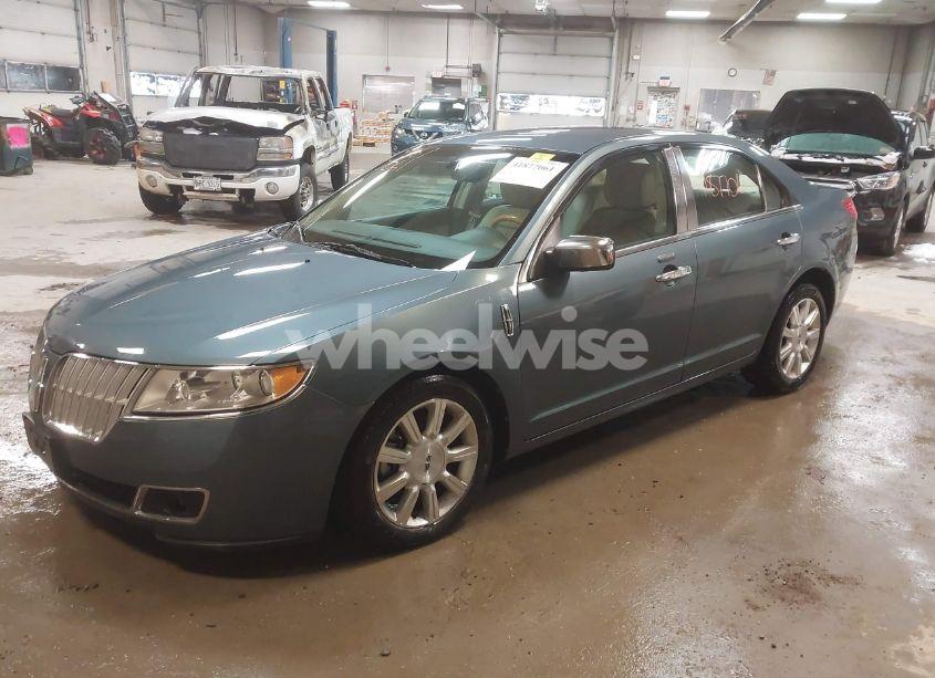 Photo 2 of 2012 Lincoln Mkz (VIN 3LNHL2GC1CR837698)