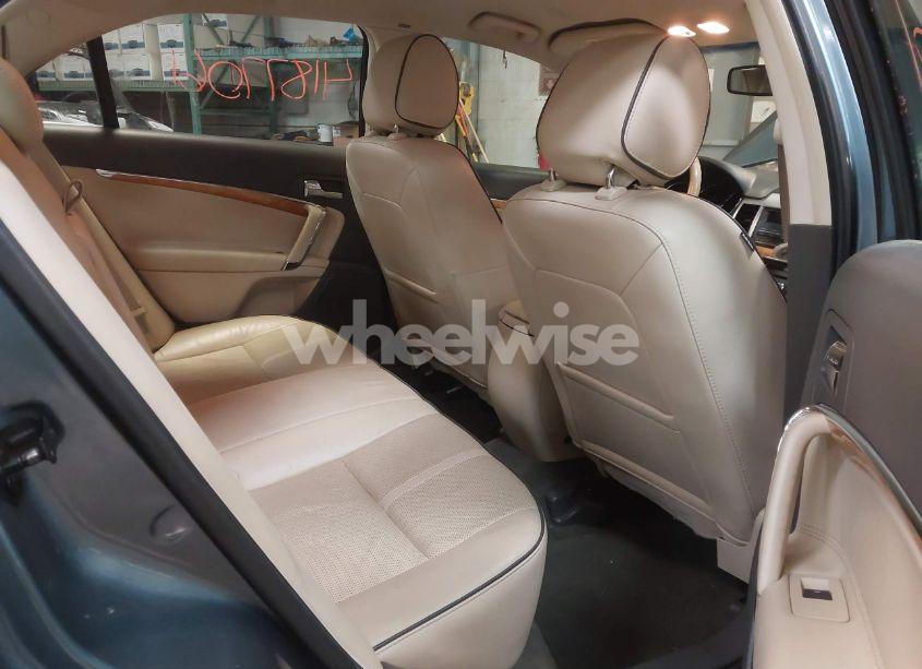 Photo 8 of 2012 Lincoln Mkz (VIN 3LNHL2GC1CR837698)