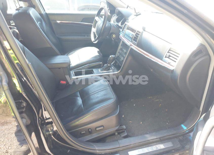 Photo 5 of 2012 Lincoln Mkz (VIN 3LNHL2GC2CR801499)