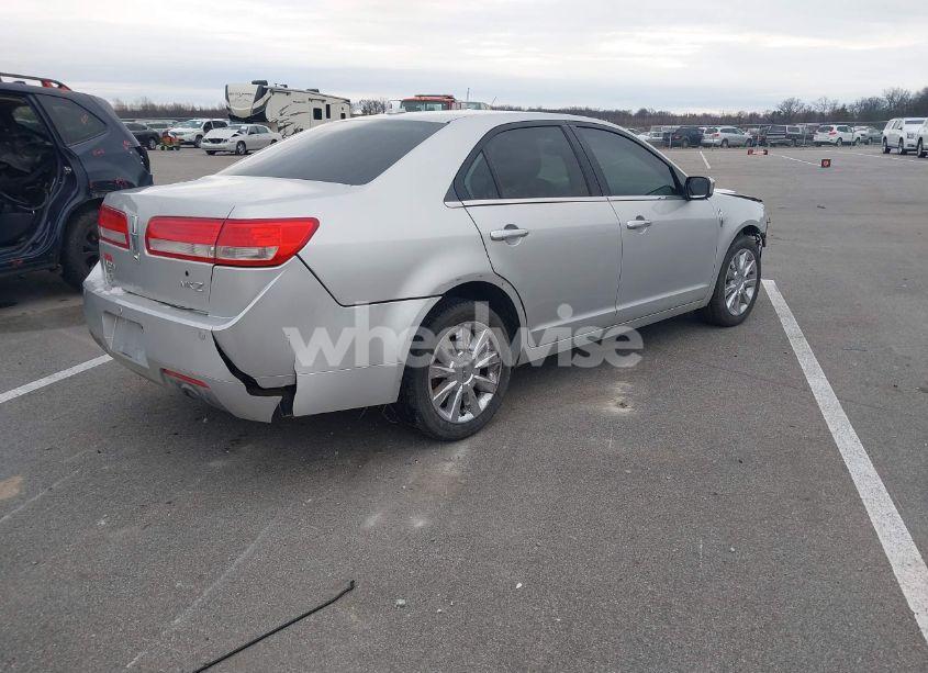 Photo 4 of 2012 Lincoln Mkz (VIN 3LNHL2GC2CR818559)