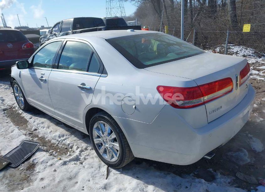 Photo 3 of 2012 Lincoln Mkz (VIN 3LNHL2GC2CR832770)