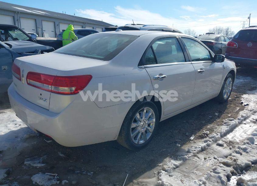 Photo 4 of 2012 Lincoln Mkz (VIN 3LNHL2GC2CR832770)