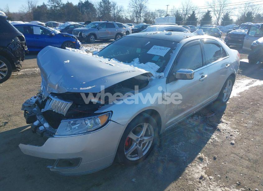 Photo 2 of 2012 Lincoln Mkz (VIN 3LNHL2GC2CR833952)