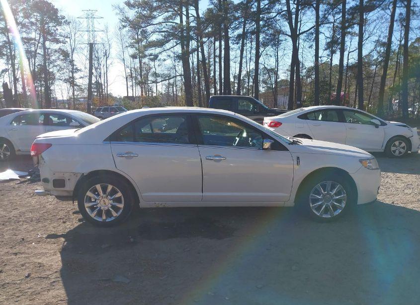 Photo 14 of 2011 Lincoln Mkz (VIN 3LNHL2GC3BR759102)