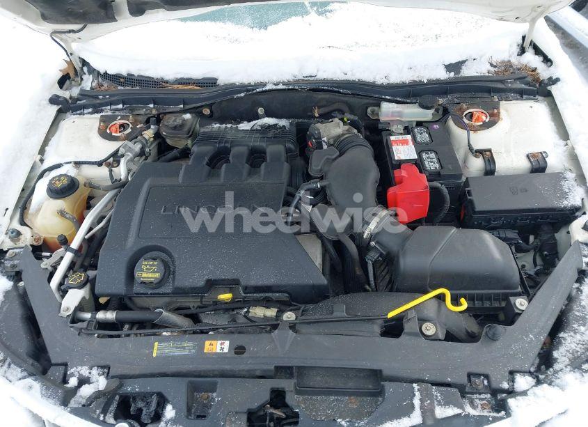 Photo 10 of 2012 Lincoln Mkz (VIN 3LNHL2GC3CR830283)