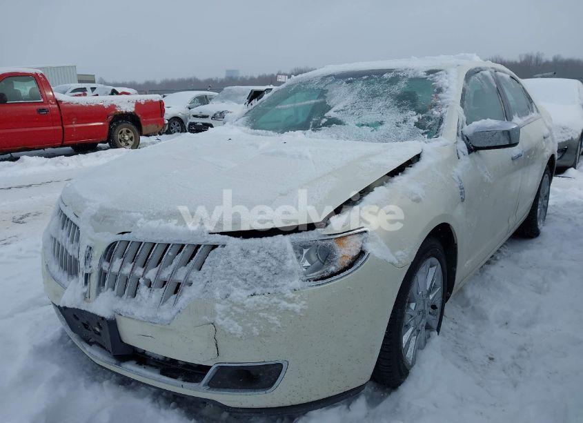 Photo 2 of 2012 Lincoln Mkz (VIN 3LNHL2GC3CR830283)