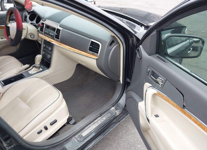 Photo 5 of 2012 Lincoln Mkz (VIN 3LNHL2GC3CR837962)