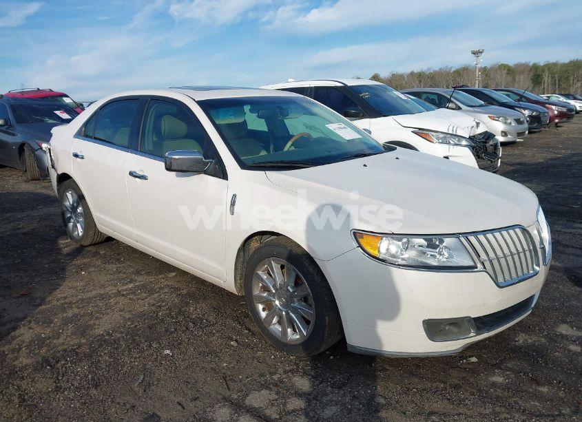 Photo 13 of 2011 Lincoln Mkz N/A (VIN 3LNHL2GC4BR758072)