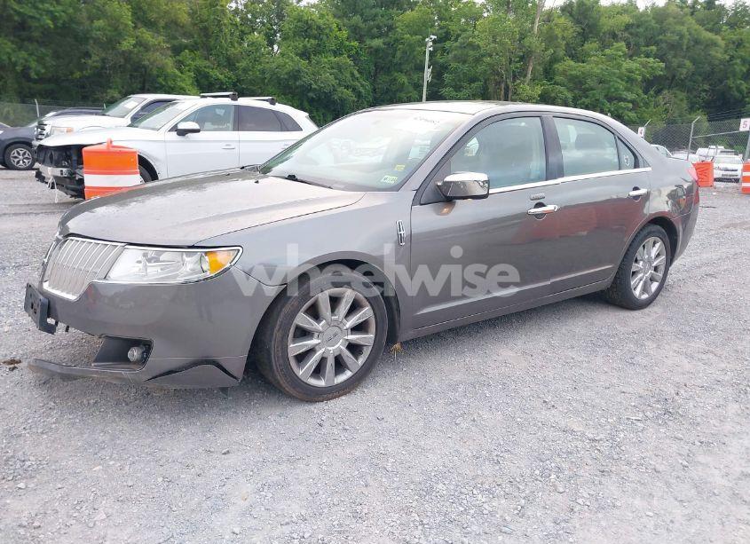 Photo 2 of 2012 Lincoln Mkz (VIN 3LNHL2GC4CR818224)