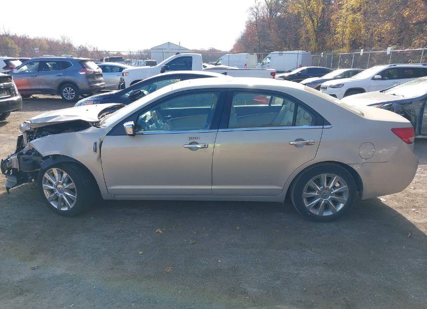 Photo 15 of 2010 Lincoln Mkz (VIN 3LNHL2GC5AR638313)