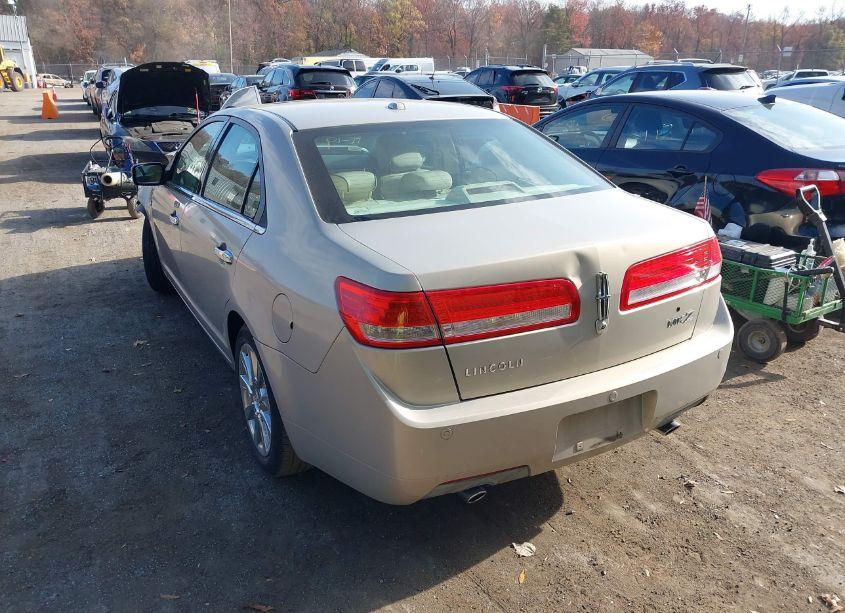 Photo 3 of 2010 Lincoln Mkz (VIN 3LNHL2GC5AR638313)