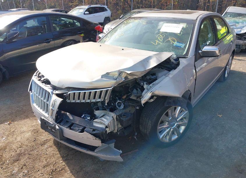 Photo 6 of 2010 Lincoln Mkz (VIN 3LNHL2GC5AR638313)