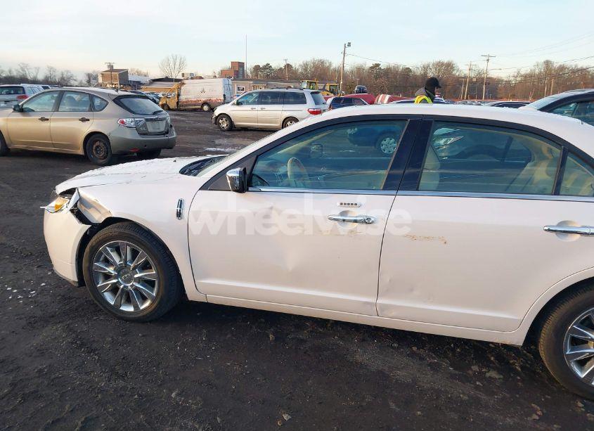 Photo 18 of 2011 Lincoln Mkz (VIN 3LNHL2GC5BR751325)
