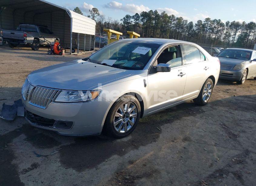 Photo 2 of 2012 Lincoln Mkz (VIN 3LNHL2GC5CR824145)