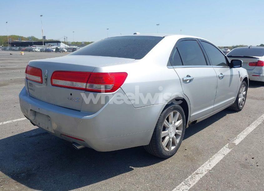Photo 4 of 2010 Lincoln Mkz N/A (VIN 3LNHL2GC7AR657364)