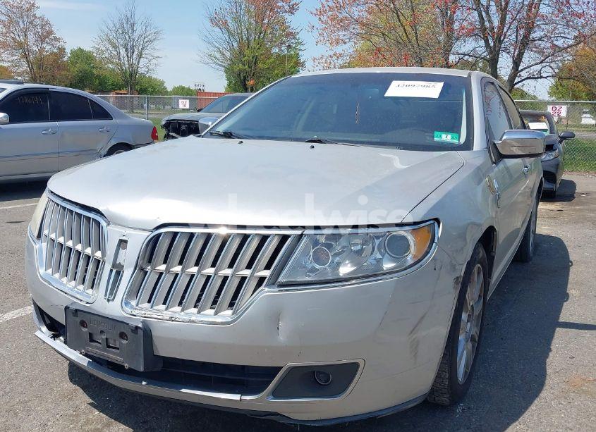 Photo 6 of 2010 Lincoln Mkz N/A (VIN 3LNHL2GC7AR657364)