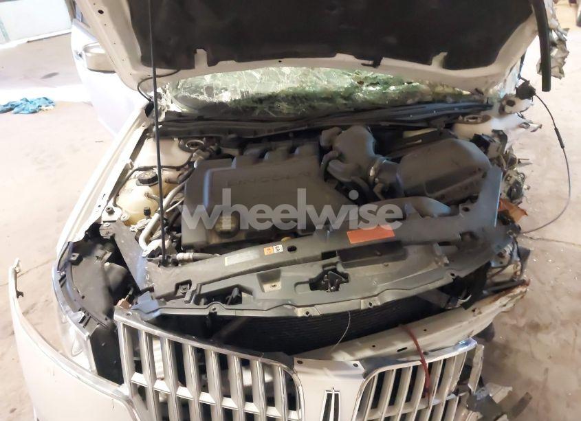 Photo 10 of 2012 Lincoln Mkz (VIN 3LNHL2GC7CR828116)