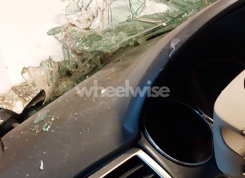 Photo 7 of 2012 Lincoln Mkz (VIN 3LNHL2GC7CR828116)