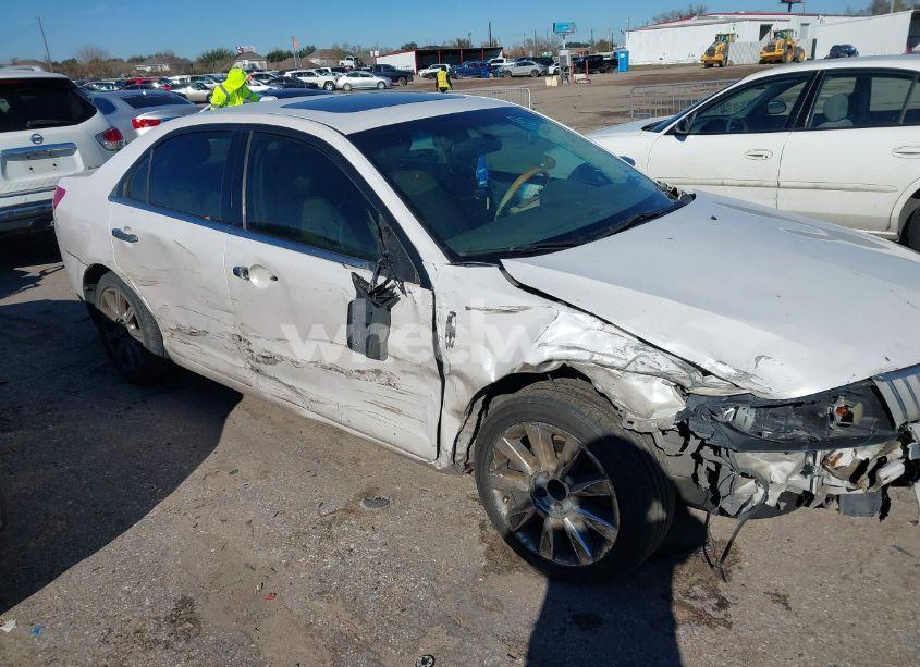 2011 Lincoln Mkz (VIN 3LNHL2GC9BR754471) main photo