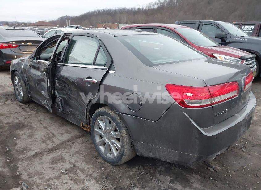 Photo 3 of 2012 Lincoln Mkz (VIN 3LNHL2GC9CR800933)
