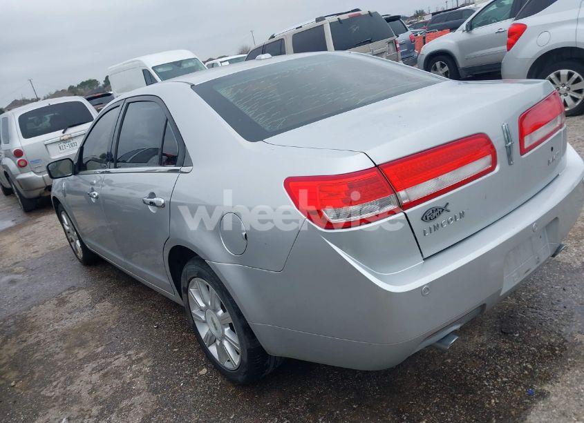 Photo 3 of 2012 Lincoln Mkz (VIN 3LNHL2GC9CR807977)