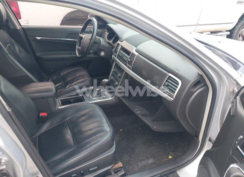 Photo 5 of 2012 Lincoln Mkz (VIN 3LNHL2GC9CR807977)