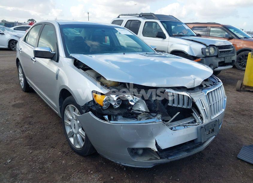 Photo 6 of 2010 Lincoln Mkz N/A (VIN 3LNHL2GCXAR607235)