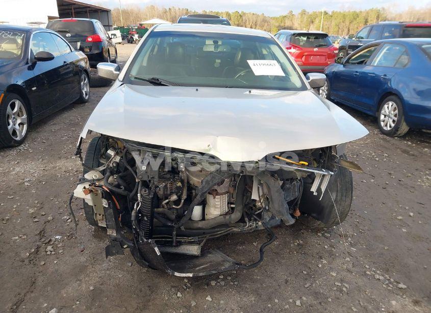 Photo 13 of 2010 Lincoln Mkz N/A (VIN 3LNHL2GCXAR644043)